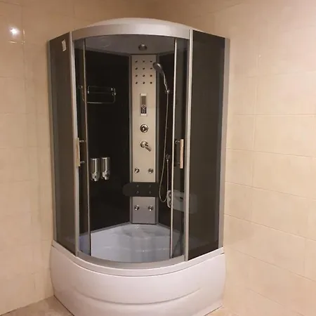 Vendégház Toni за гости тони