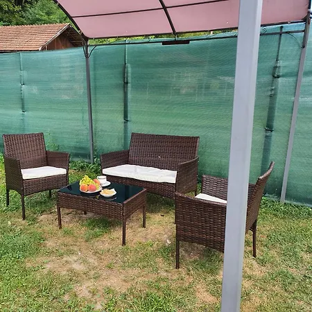 Toni за гости тони Gæstehus 3*