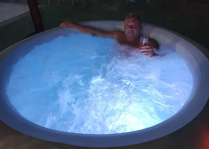 Toni за гости тони Pensjonat 3*